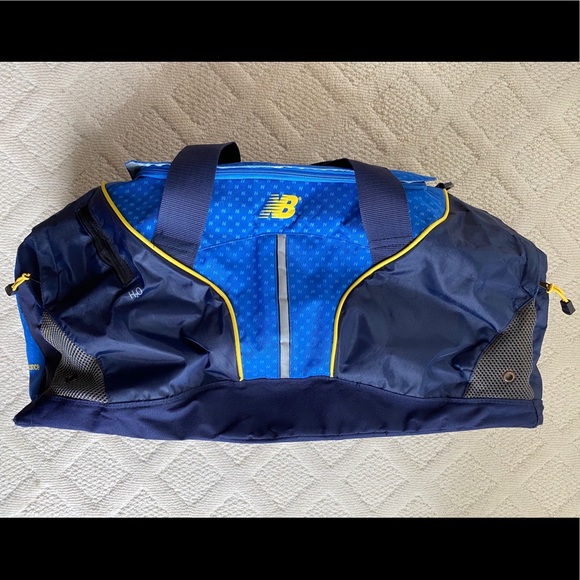 new balance travel bag